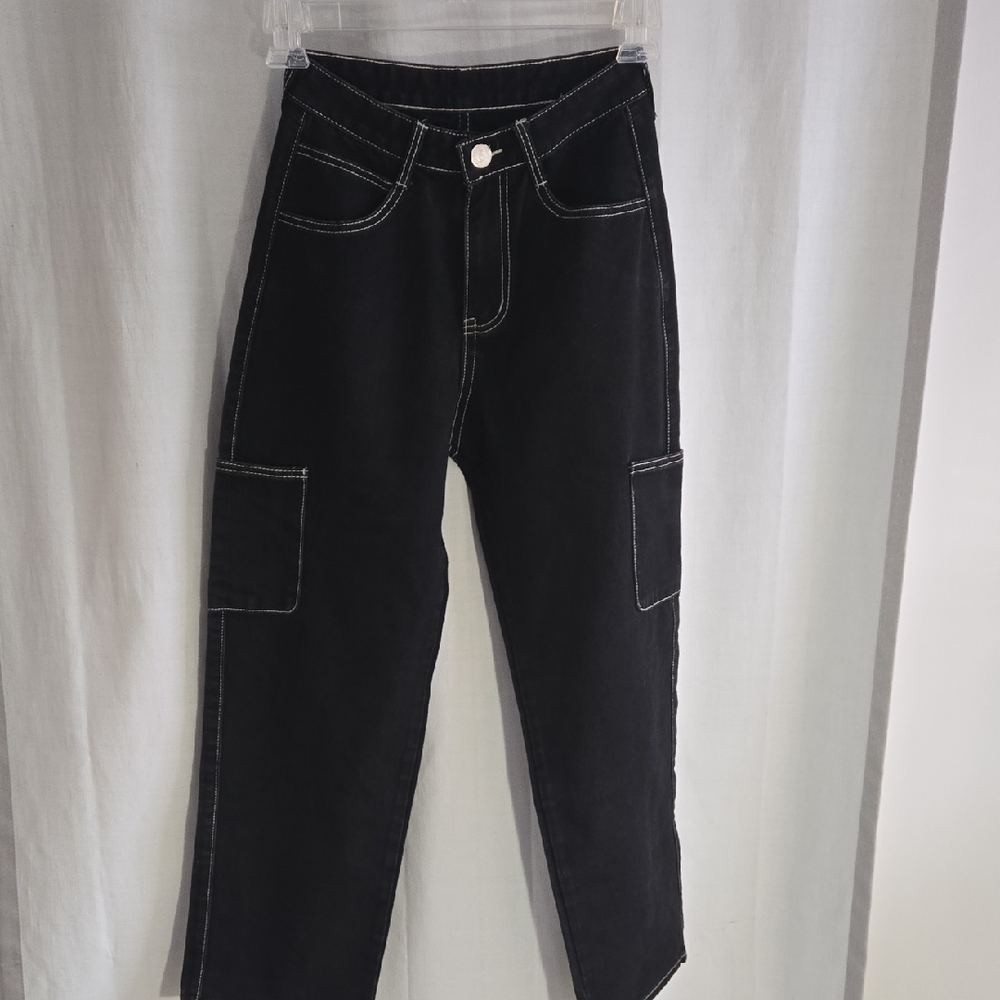 Stylish Black Kids' Jeans with Contrast Stitching - Picture 2 of 8